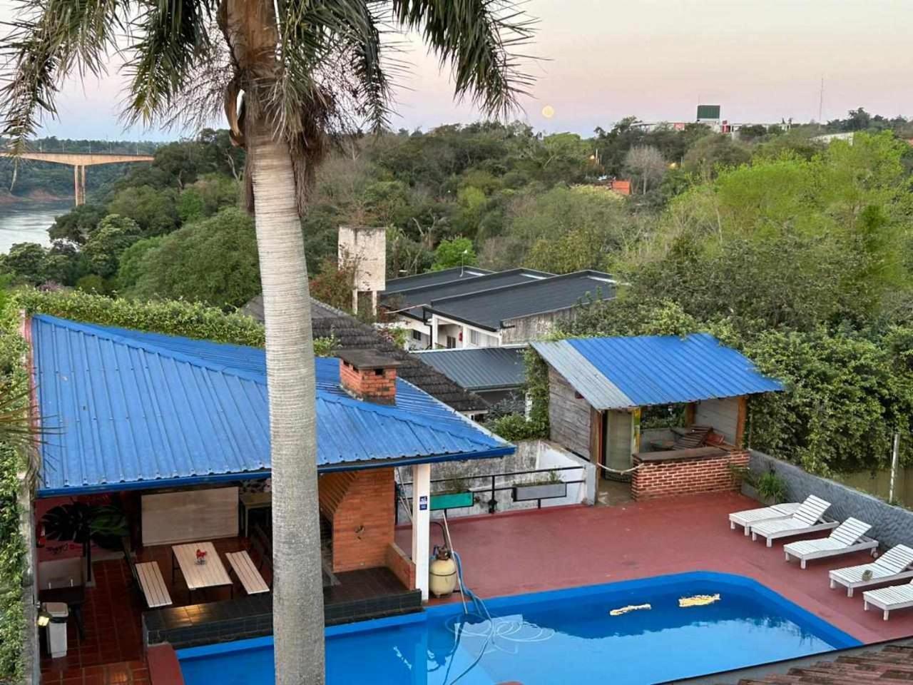 Guembe al Rio Hostel Puerto Iguazú Exterior foto